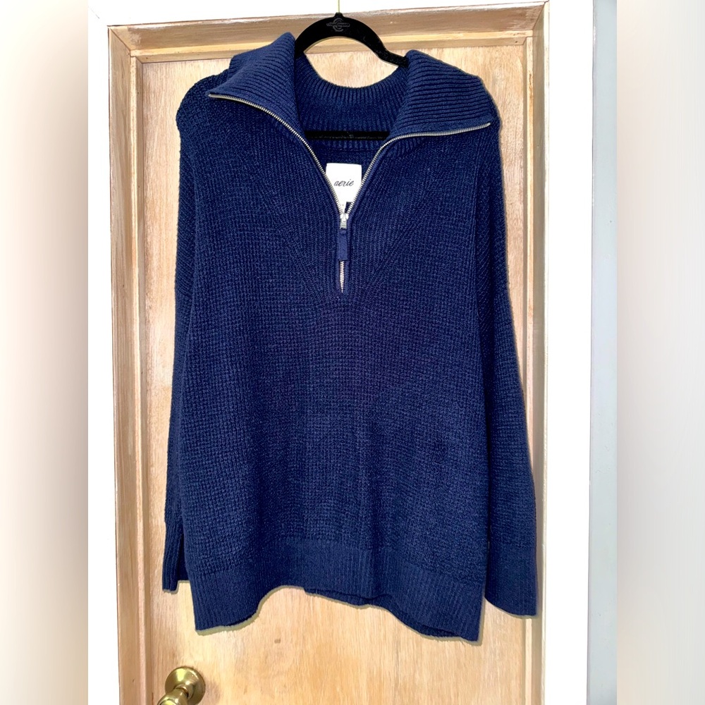 Aerie Navy Sweater Size L Oversized